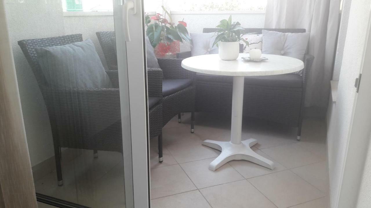 Apartmani Leo-Marin Makarska Exterior photo